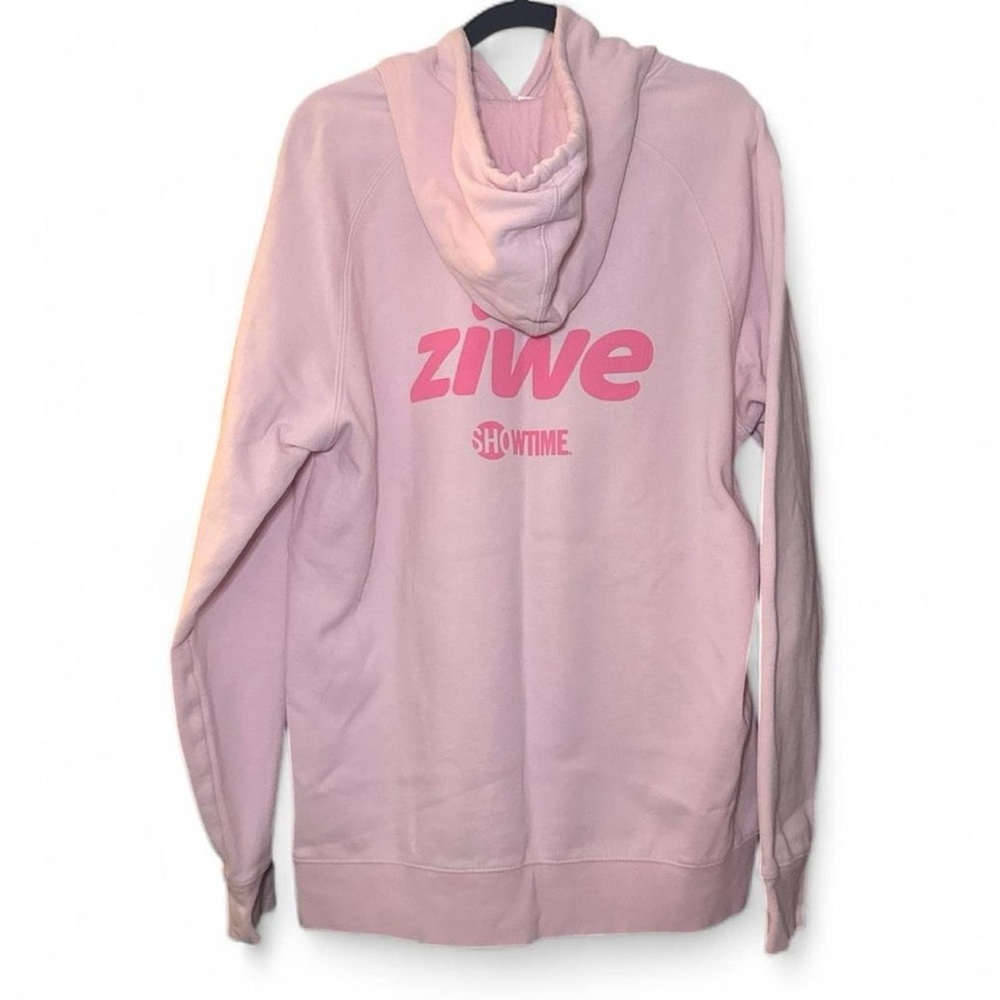NWOT As Colour Ziwe RARE Showtime TV Promo Unisex Baggy Pastel Pink Hoodie — XL